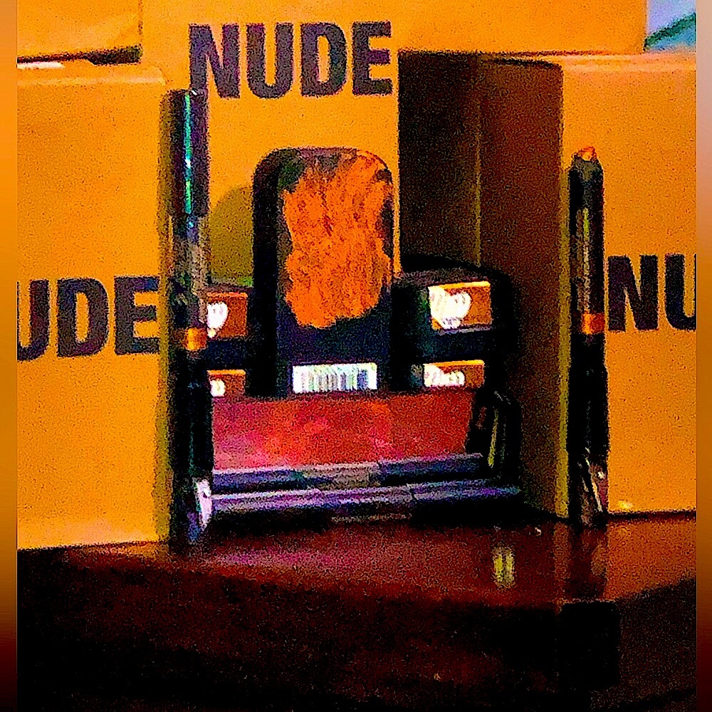 NudeStix Magnetic Eye color pencil, gold metallic